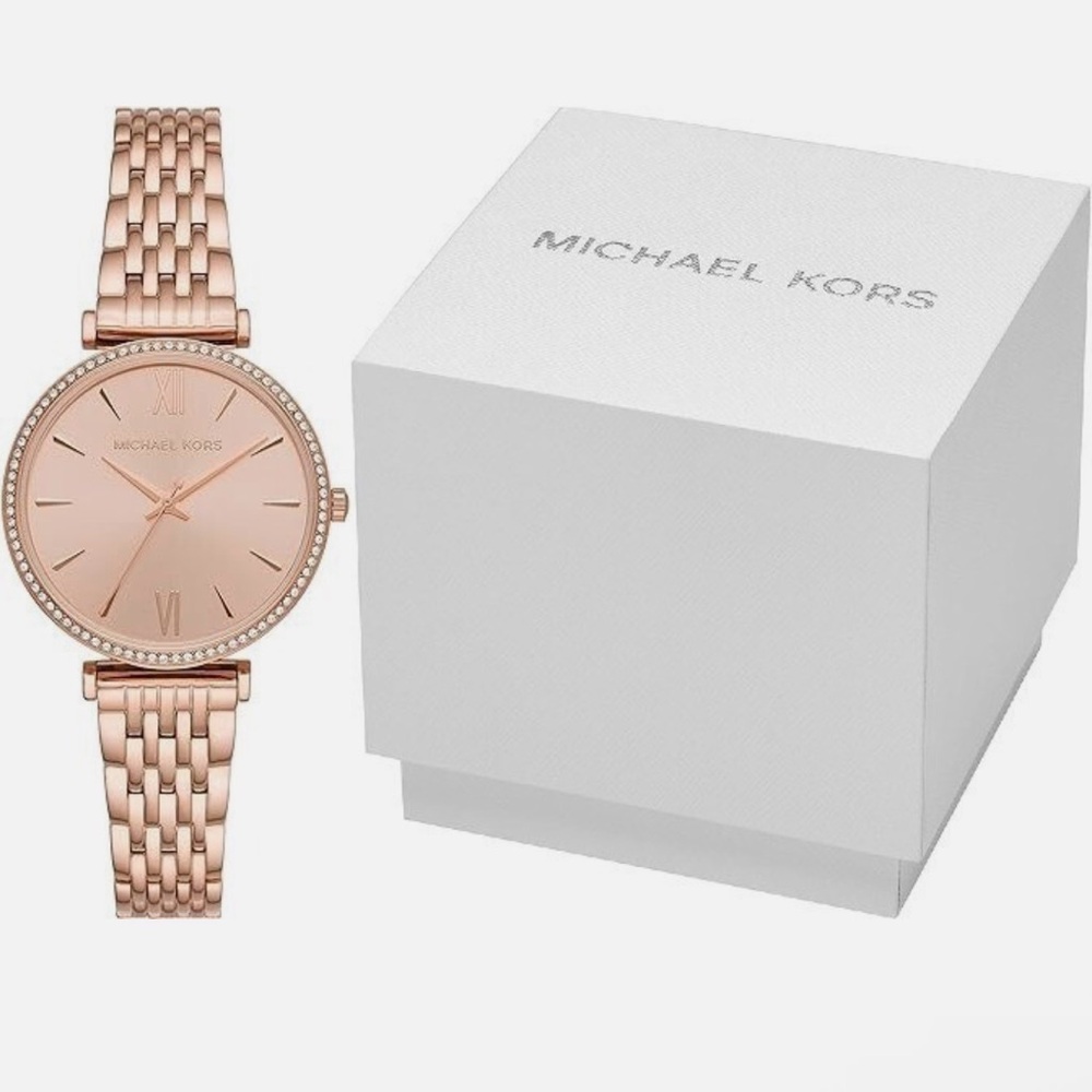 Michael Kors Women's Watch in Rose Gold